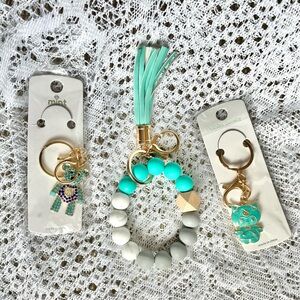 Charm/keychains (3 new) blue/white gold tone - accessory - purse